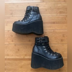 demonia boots - Keara 21 inch